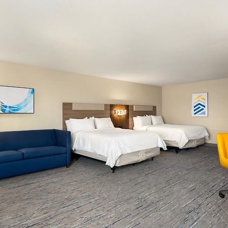 Holiday Inn Express Richmond By Ihg Екстериор снимка