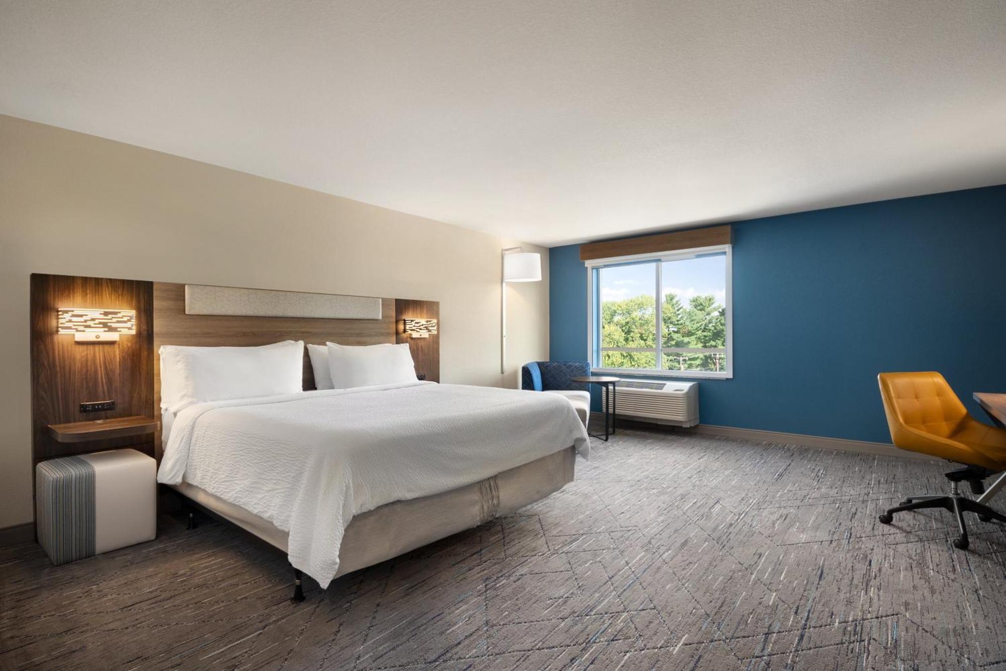 Holiday Inn Express Richmond By Ihg Екстериор снимка