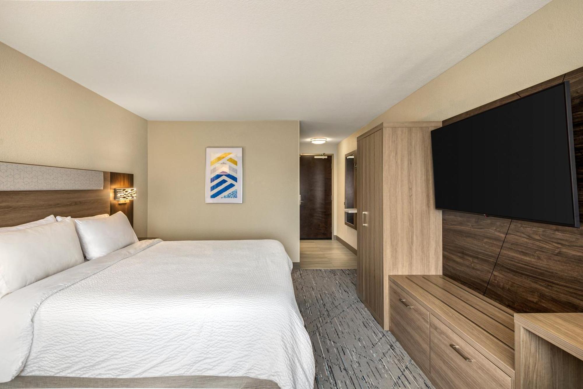 Holiday Inn Express Richmond By Ihg Екстериор снимка