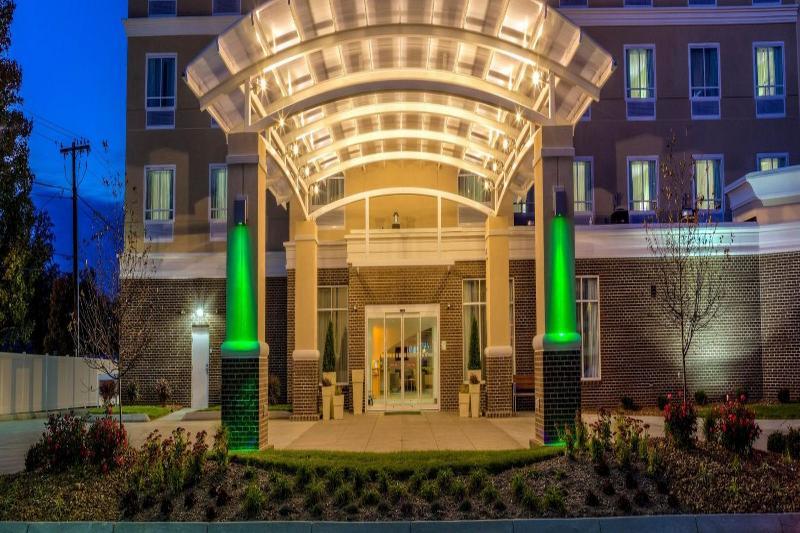 Holiday Inn Express Richmond By Ihg Екстериор снимка